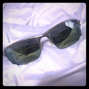 Oakley wiretaps EUC- polariZed